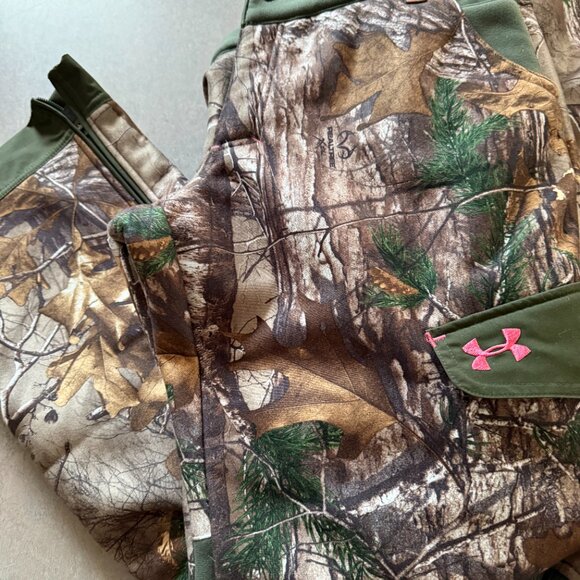 Under Armour Realtree Camo Hunting Jacket & Pants Set Women’s Medium - Picture 4 of 5